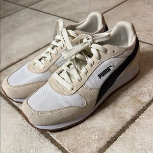 Puma Women’s Cream & Black Retro Runner Sneakers